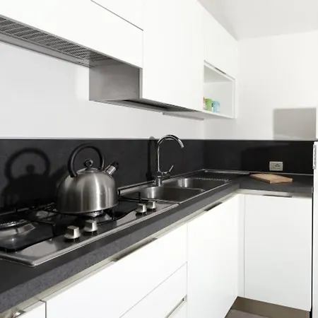 Charming With Garden And Bbq, 200m To Sea 公寓 *